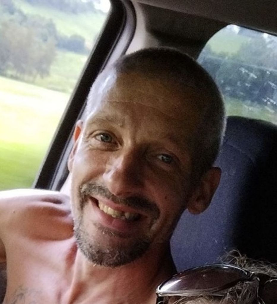 Earl Lee Lint, Jr. Profile Photo