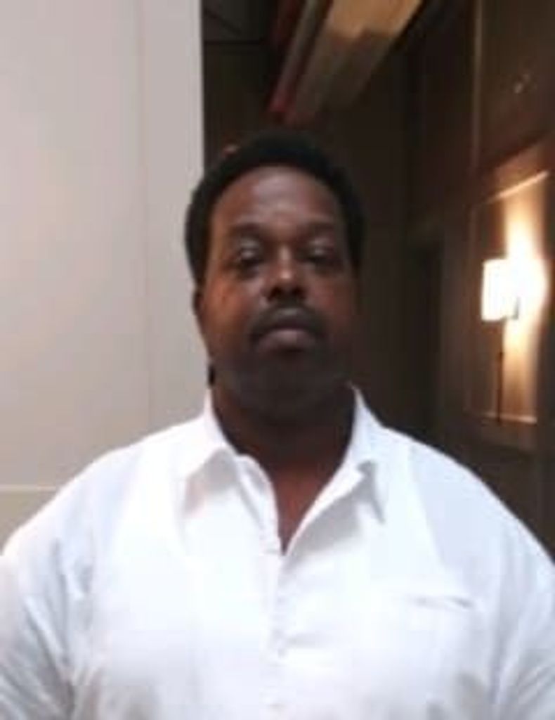 Robert Lee Lindsay Profile Photo