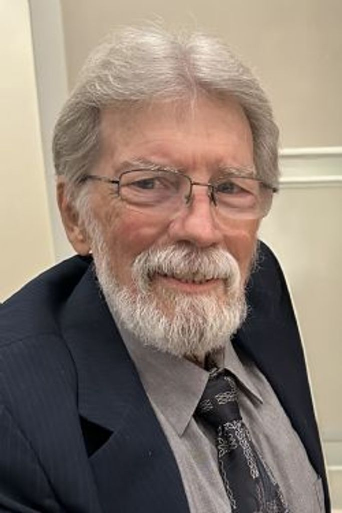 Roger Farrell Penney Profile Photo