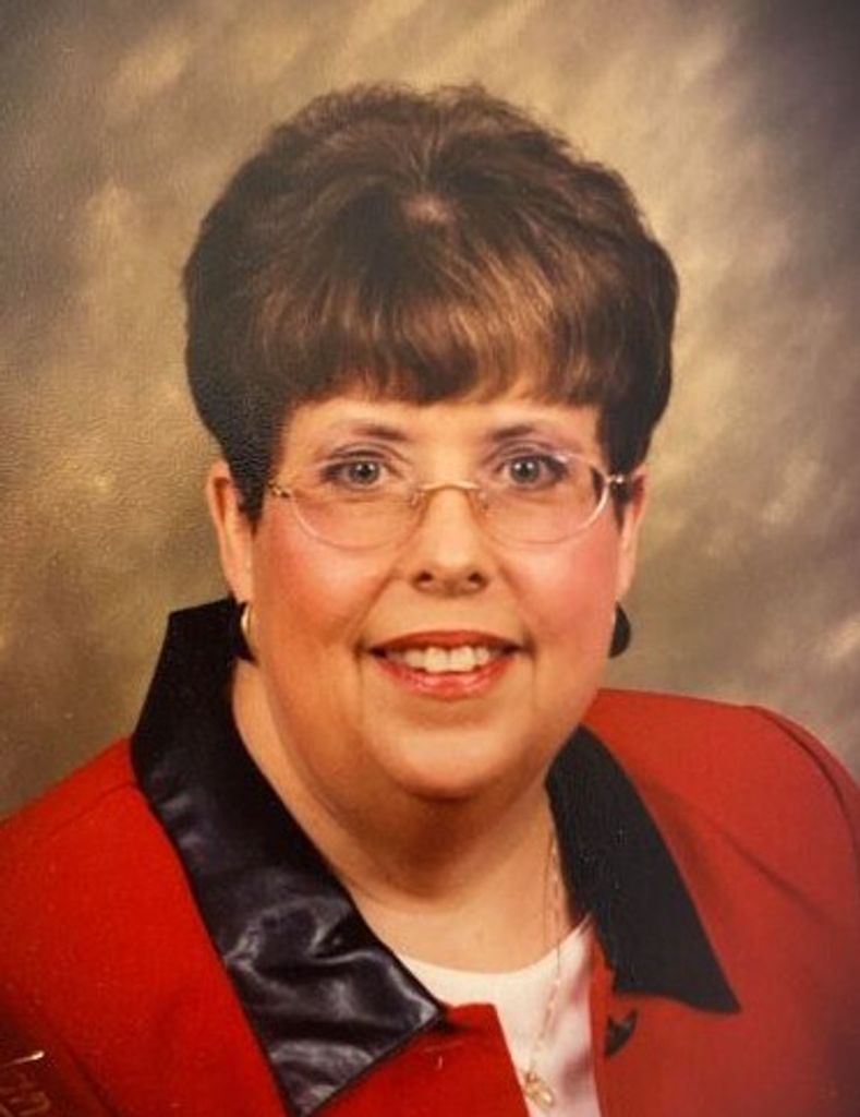 Lynne (Logan)  Hill Profile Photo