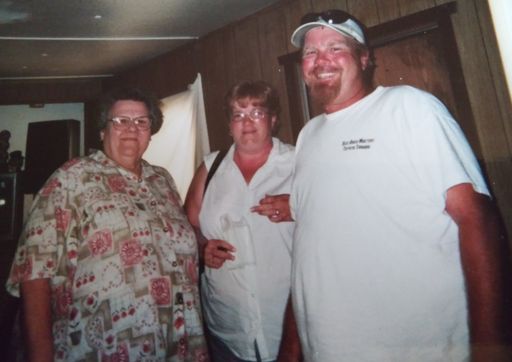 Anne Marie Seybold photo gallery thumbnail 13 of 36