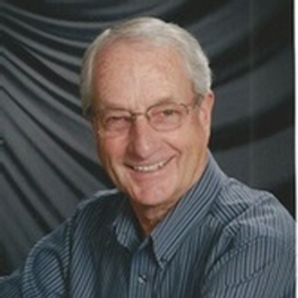 Robert Lee Stout