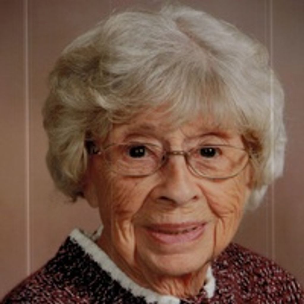 Naoma White