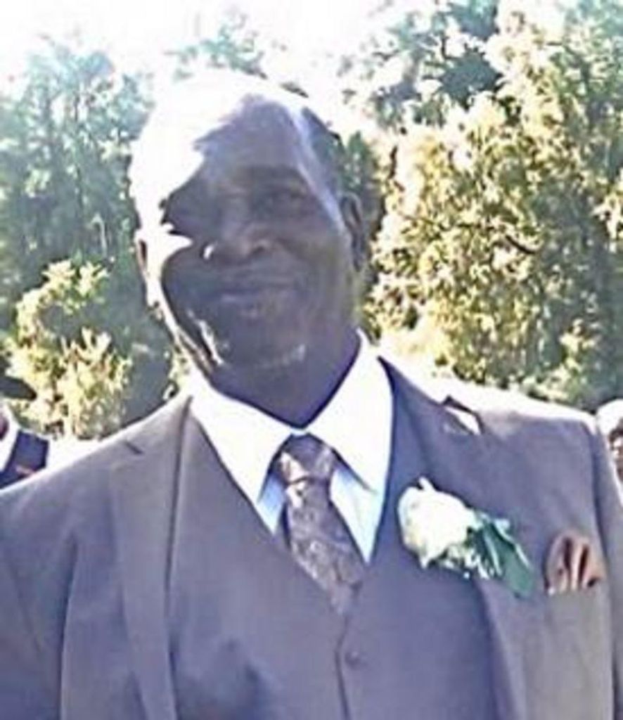 Robert Louis Malone Profile Photo