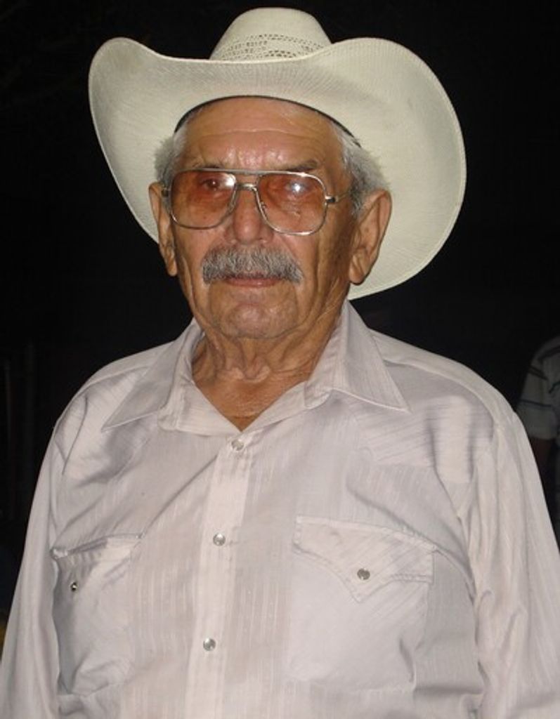 Emilio Peña Profile Photo