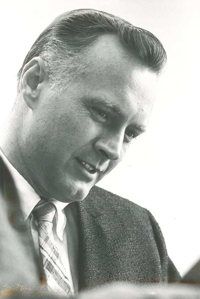 Eddie  J. Henderson