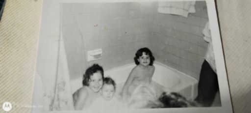 Wendy L Anderson photo gallery thumbnail 32 of 75