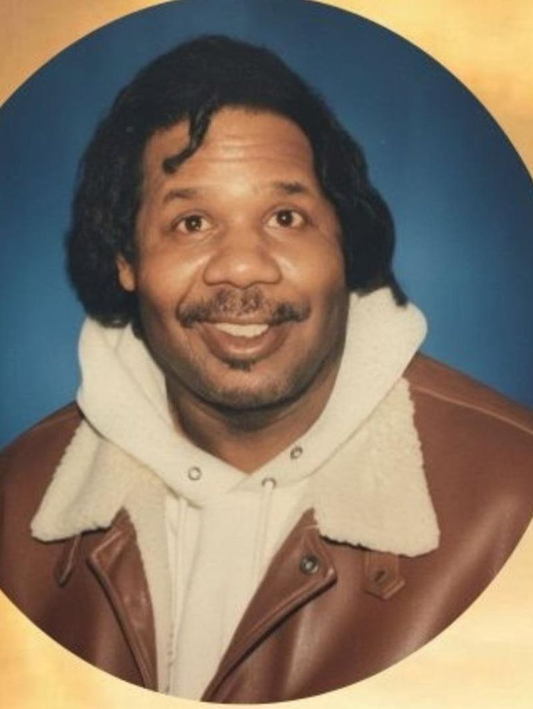 Robert Lee Woodson Profile Photo