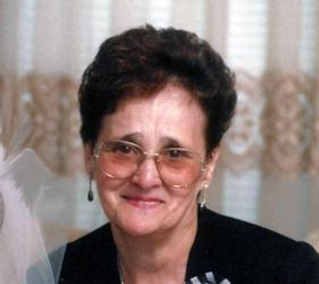 Ermelinda "Emily" Coroa