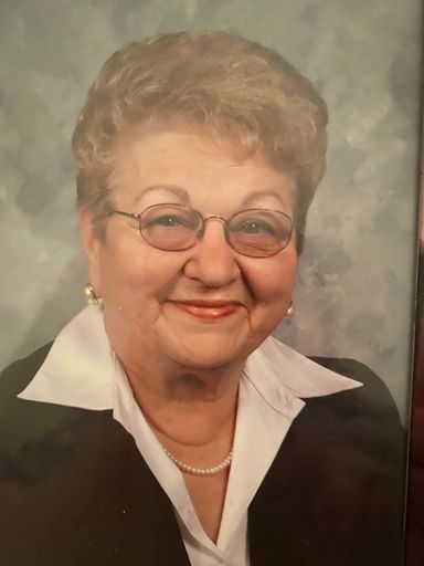 Photo of Lorraine C. (Lukaszewski)  Laszczynski
