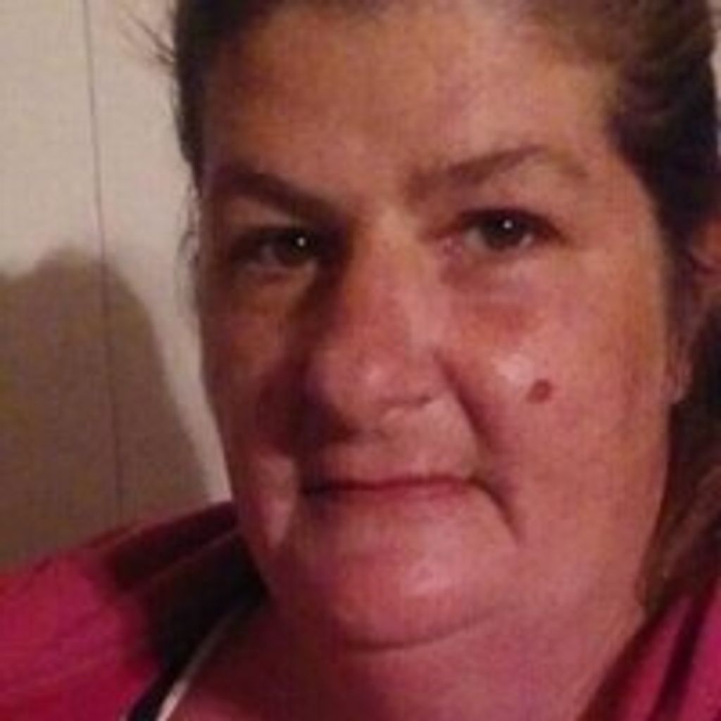 Tina M. (Ferraro) Larock Profile Photo