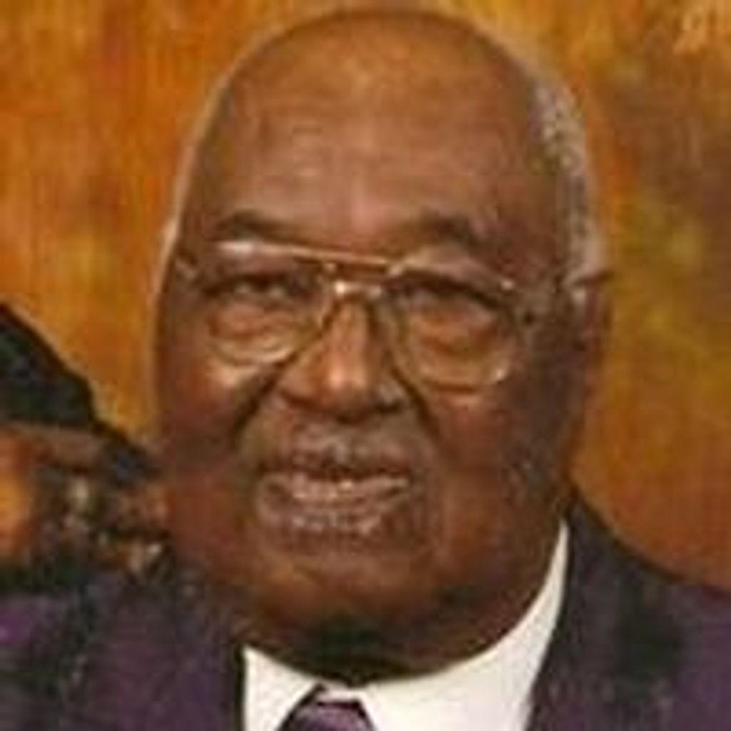 Vernell "Puddin Head" Jones