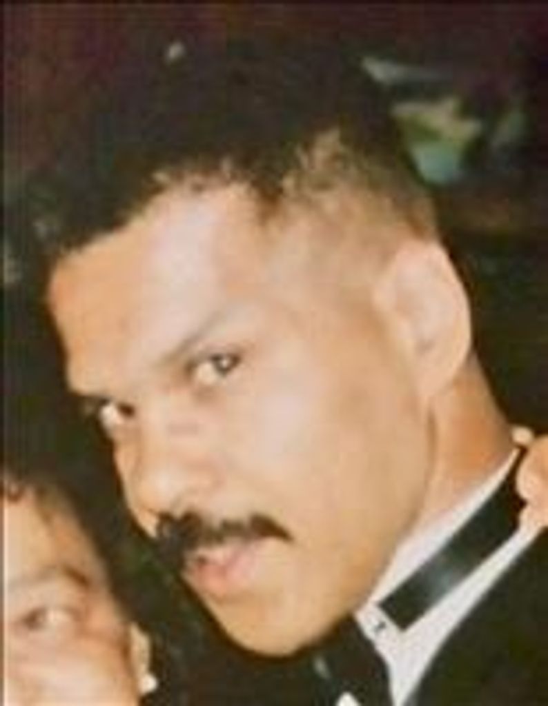 Leonard Gonsalves Profile Photo