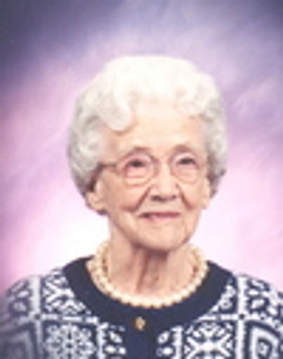 Lena Havinga photo gallery thumbnail 1 of 1