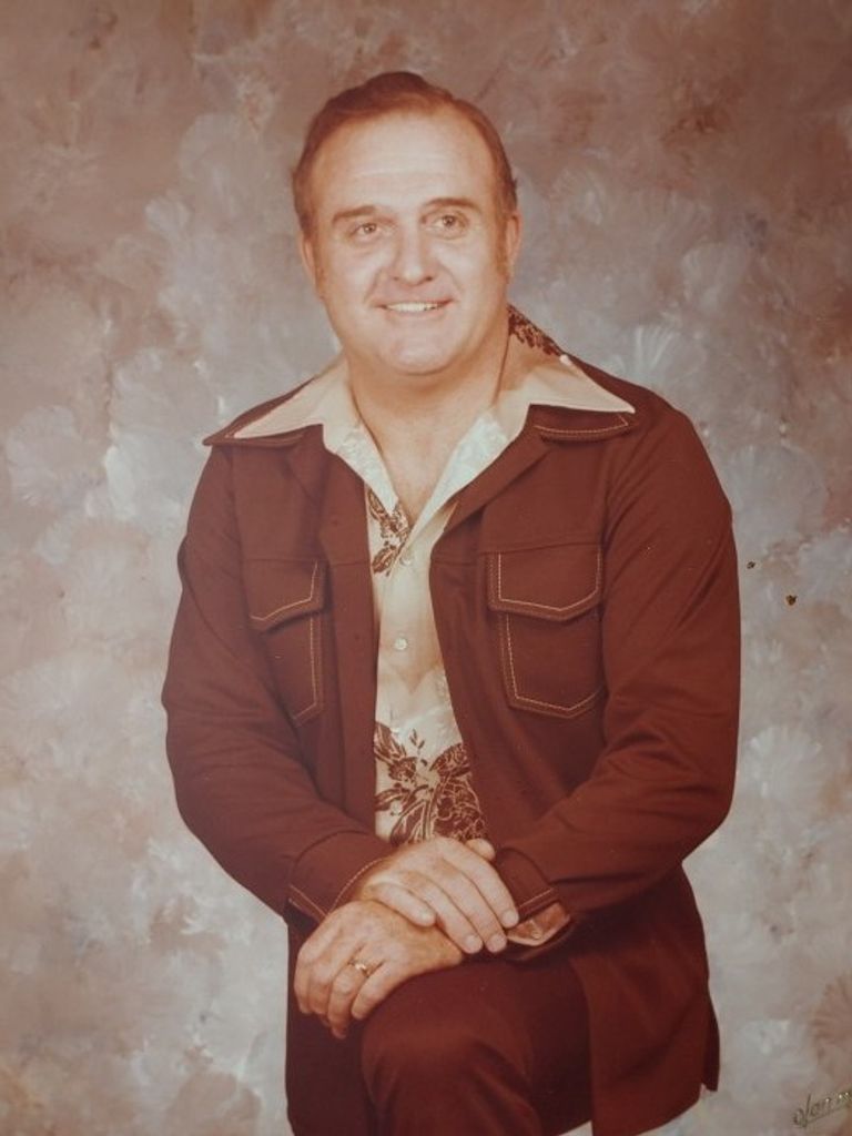 Thomas "Tom" Lewis Stinson