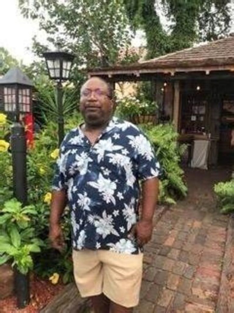 Dexton "Decky" Manor, Sr. Profile Photo