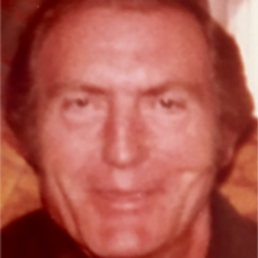Roy Dennis Earle