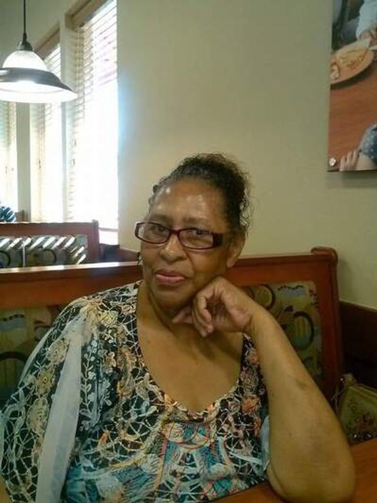 Mrs.Johnnie Mae Echols