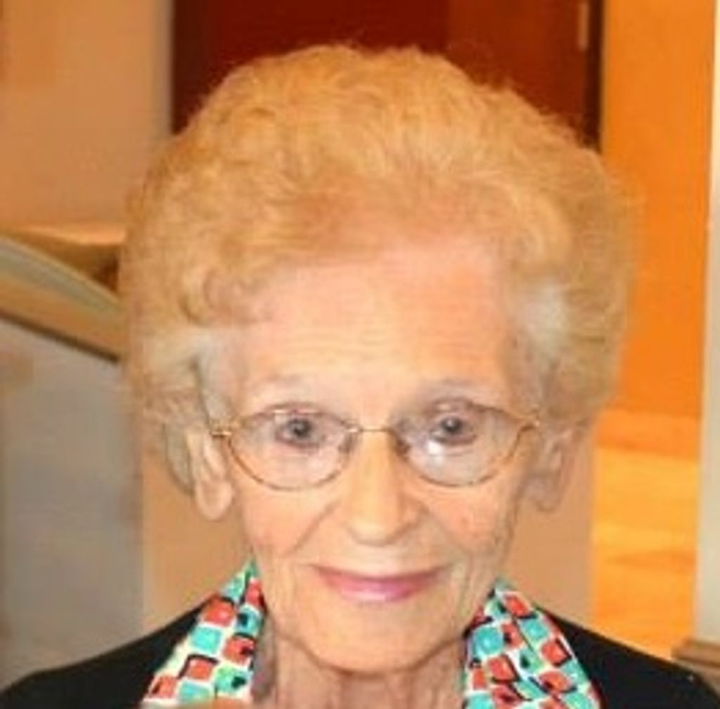 Evelyn “Peggy” Lund