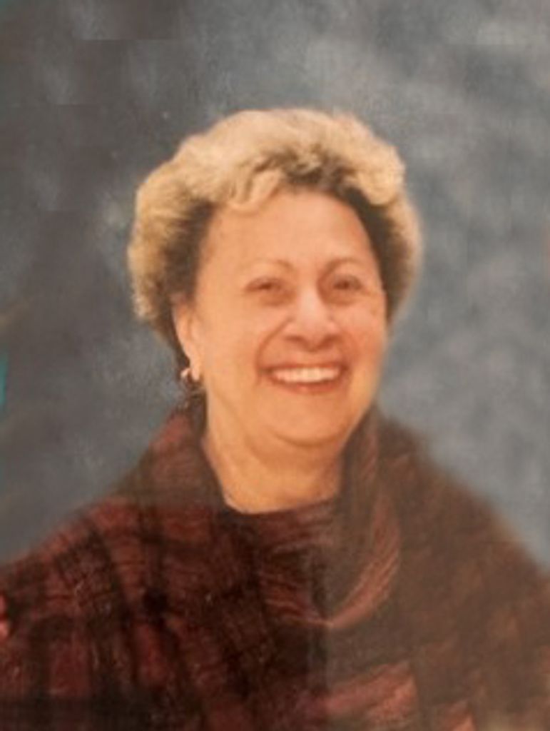 Sophie Susie (Beoglos)  Manos