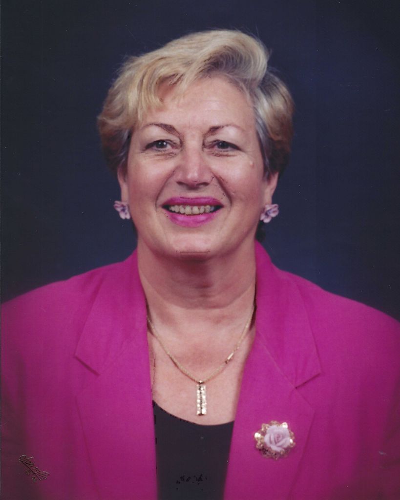 Delores "Dee" Jane Sommerfeld