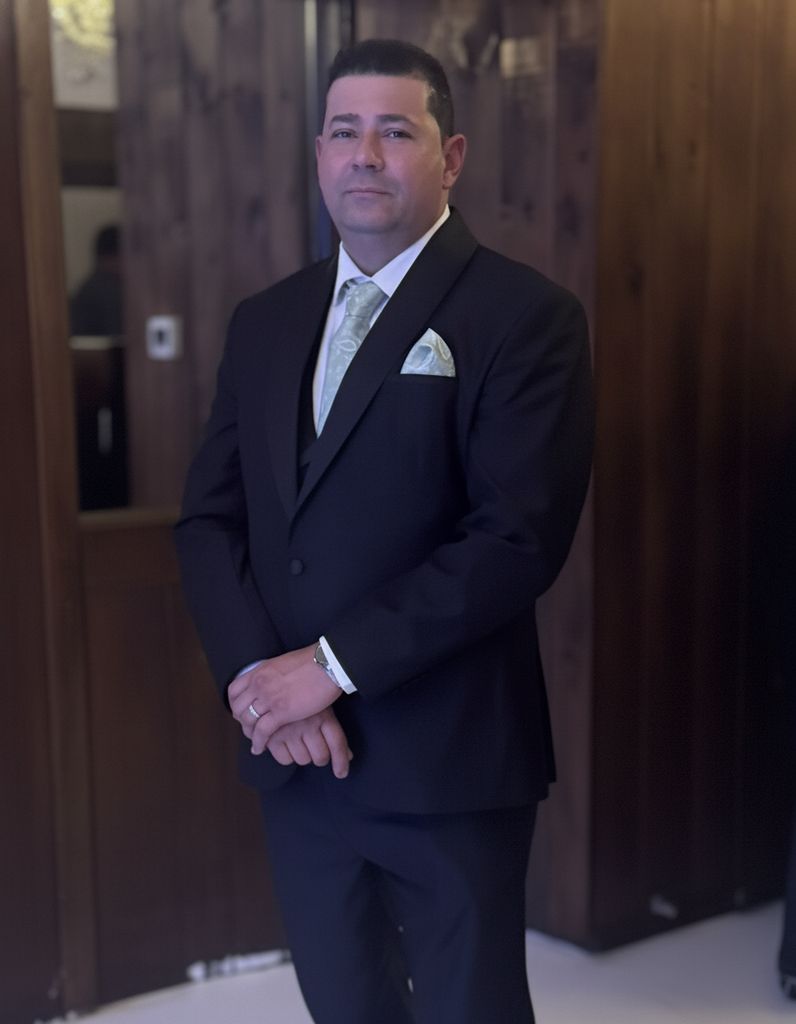 Wilfredo Quinones Profile Photo