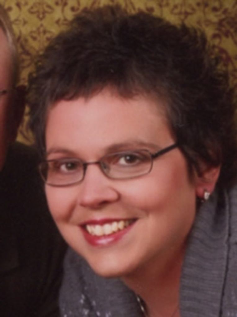 Dena Leeanne Arens Profile Photo