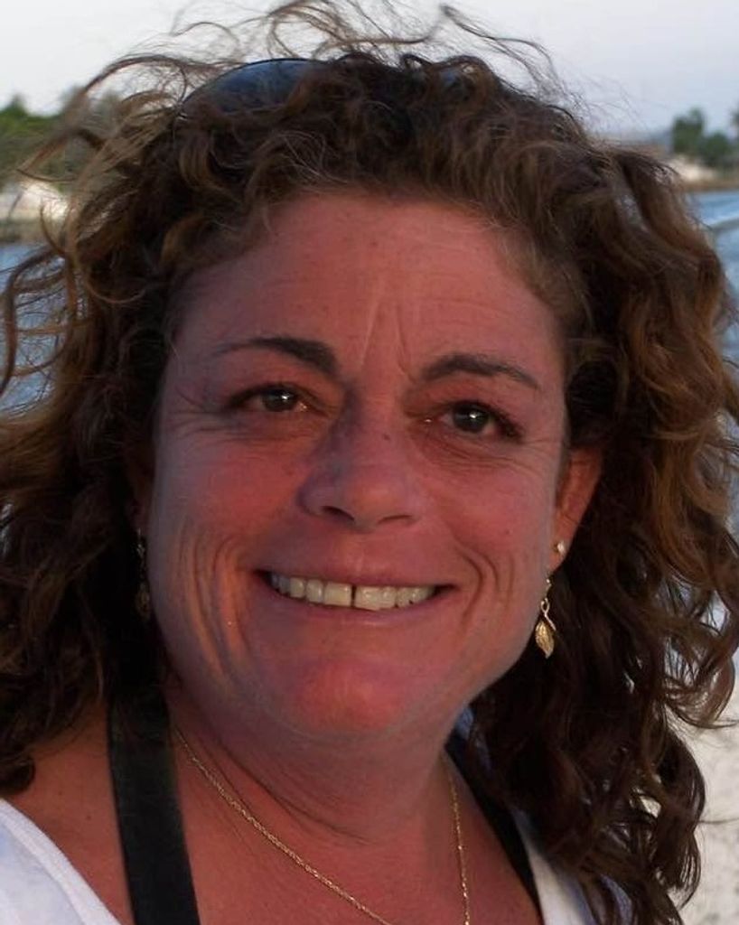 Tina M. Reichenwallner Profile Photo