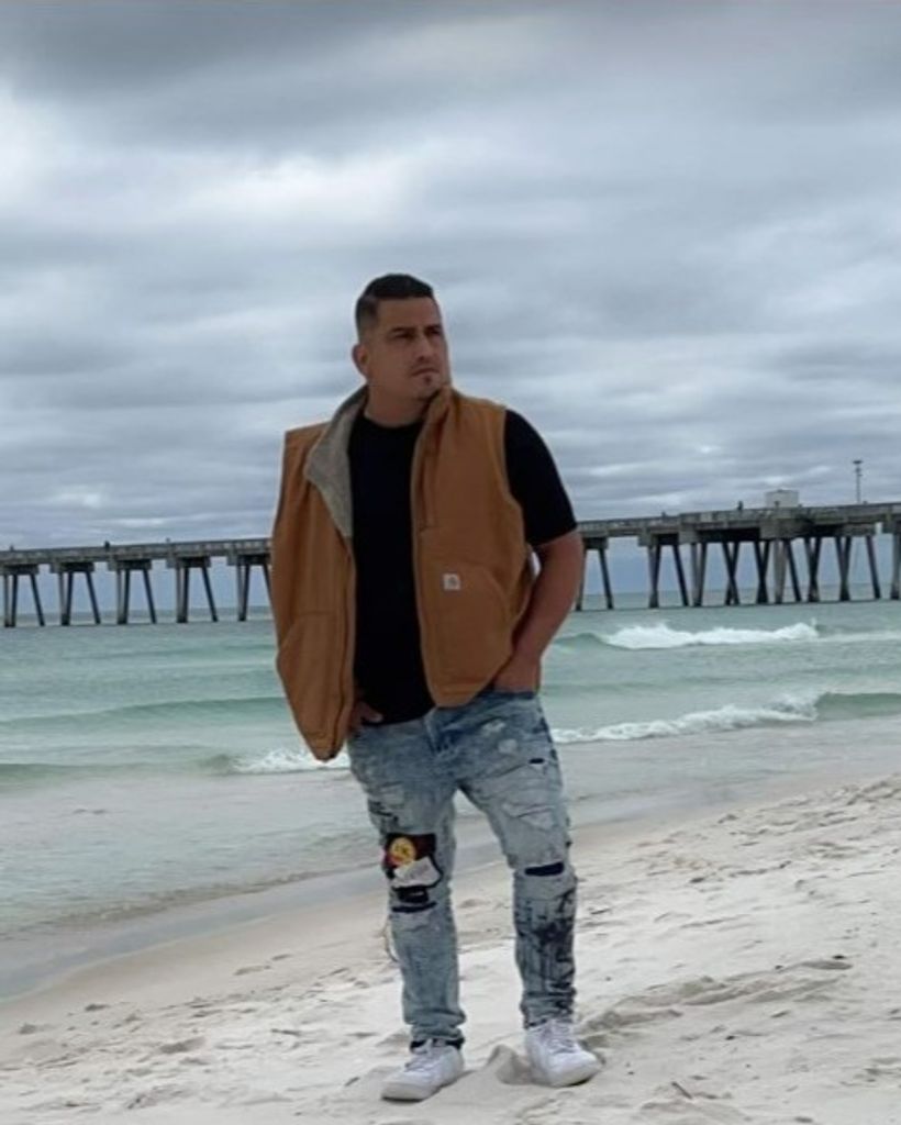 Carlos De La Cerda, Jr.