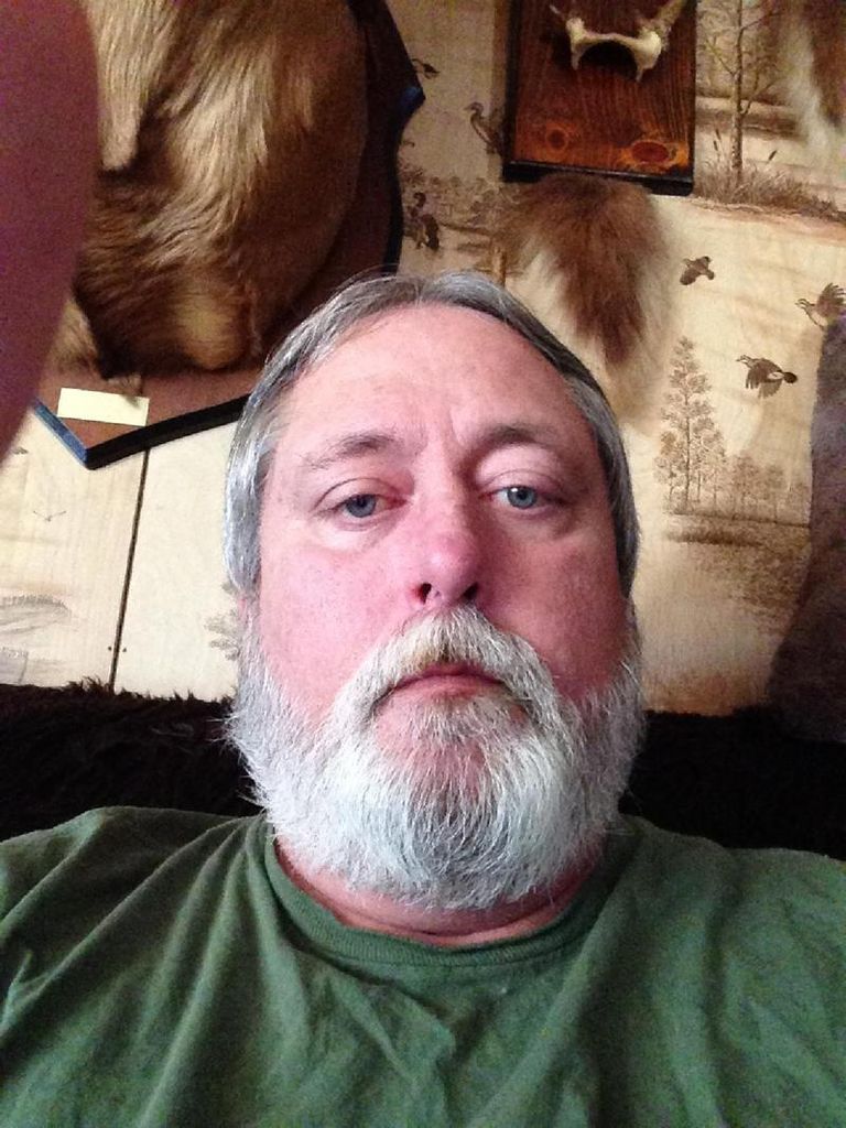 Robbin Robert Carson Klase Profile Photo