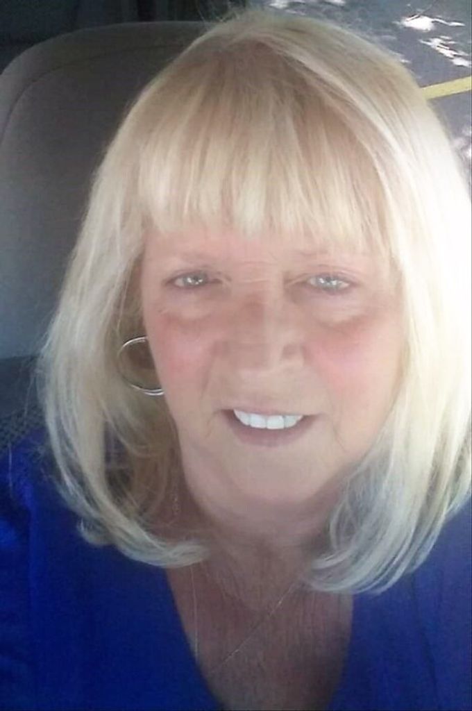 Yvonne (Eads)  Scogin