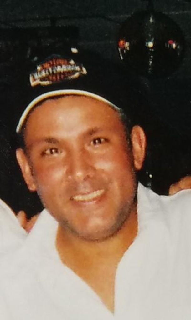 Andre J Gonzalez Profile Photo