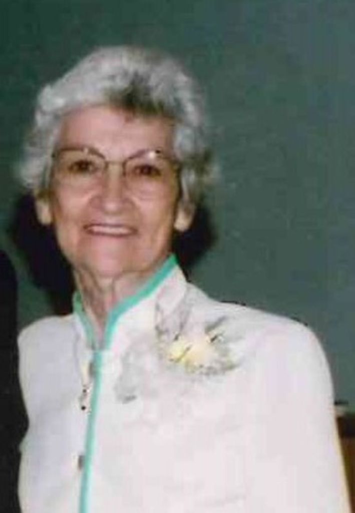 Evelyn Maples Russell