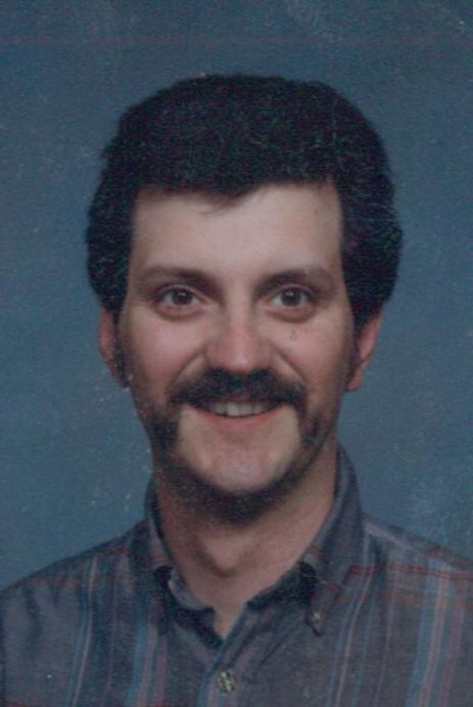 Lance Lee Brown Profile Photo