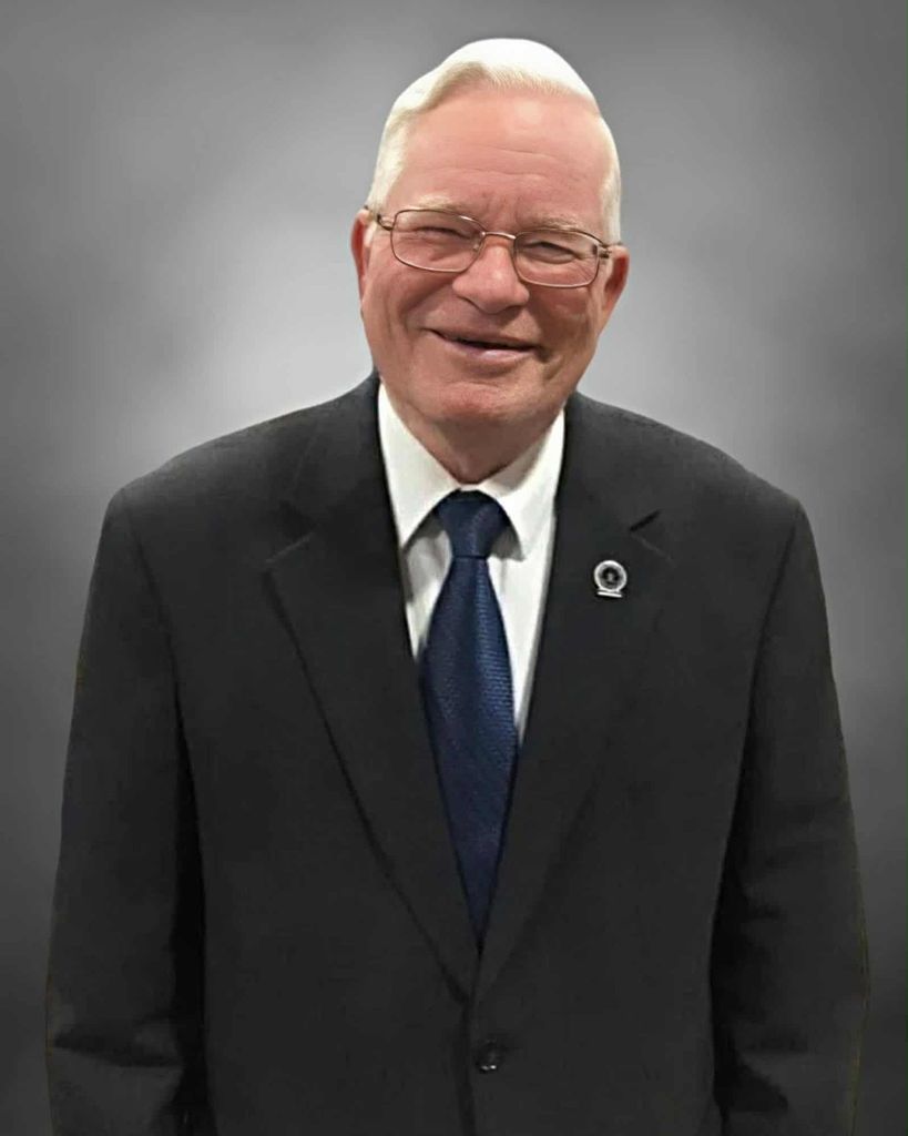 Dennis G Kiefer Profile Photo