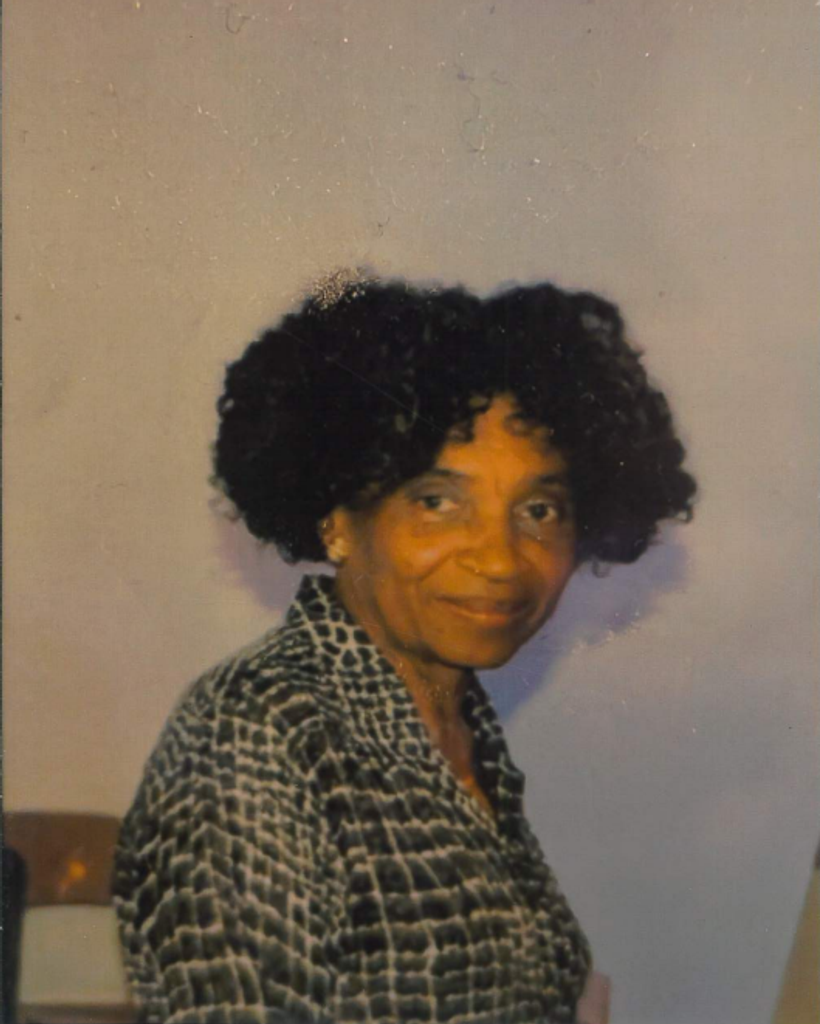 Gloria (Jones) Burton "Sammie Lee" Profile Photo