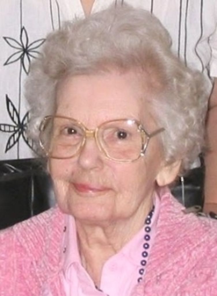 Evelyn  Hole Profile Photo