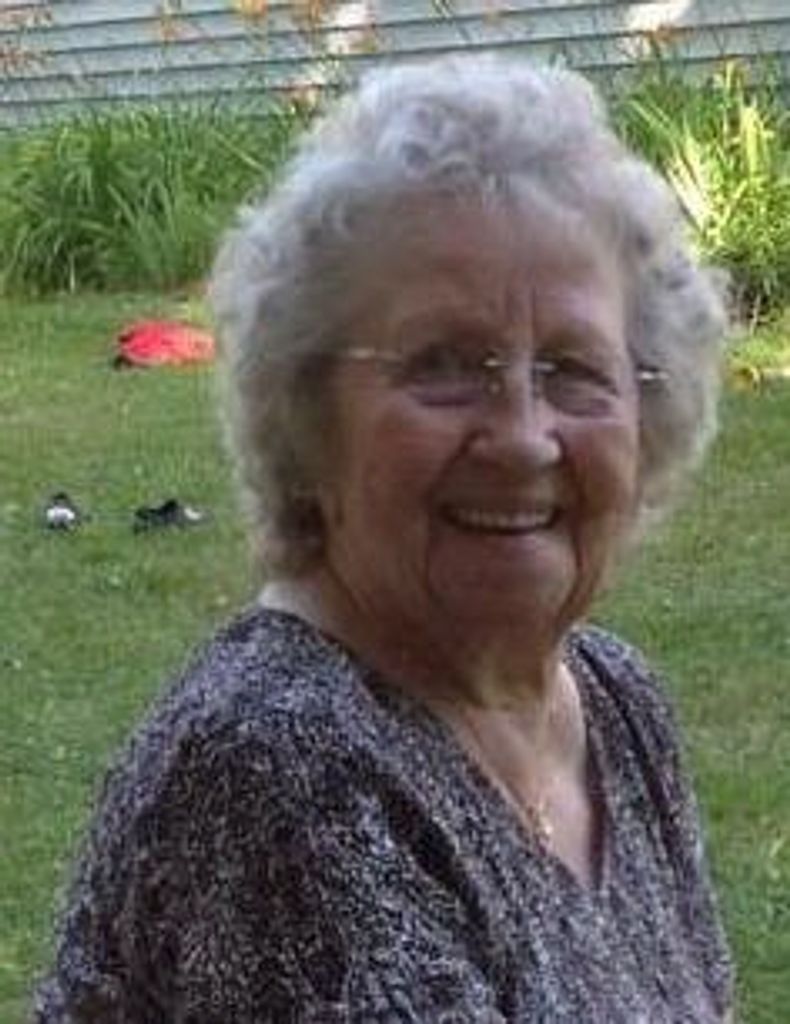 Theresa Chaplin Profile Photo