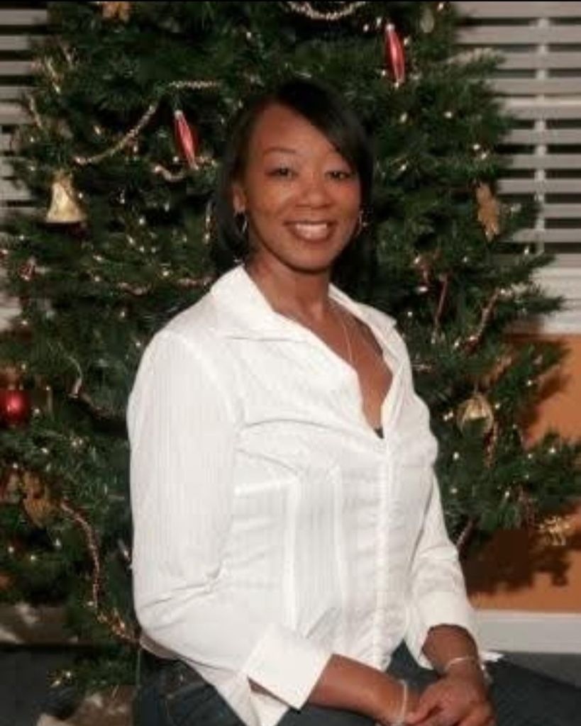 Loretta Davenport