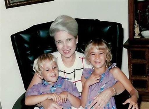 Marlene Bell photo gallery thumbnail 35 of 45