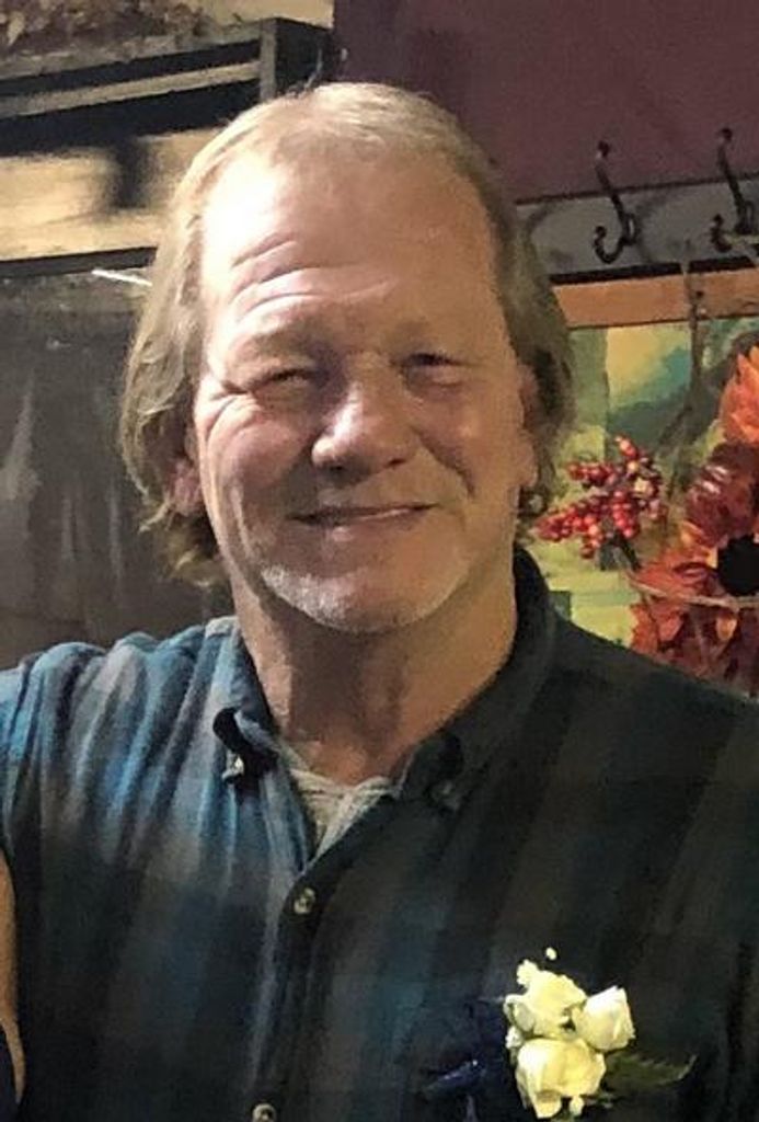 Robert "Kenny" Kenneth Thompson