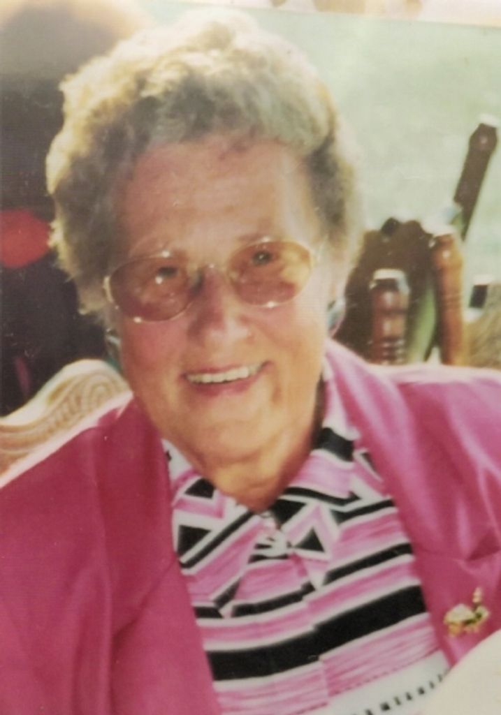 Lorraine J. Kuczynski