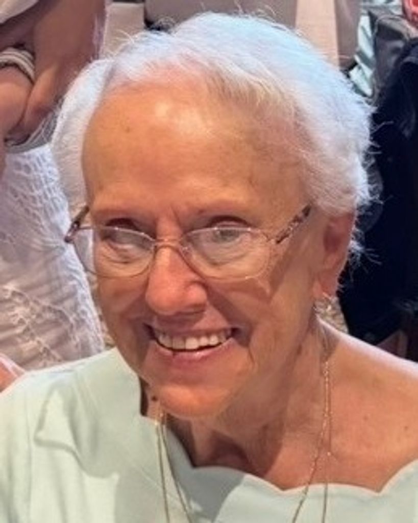 Helen (Mastin) Savard Profile Photo