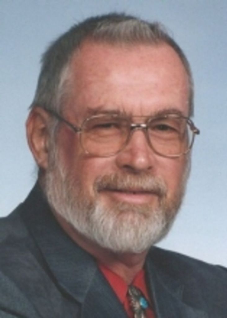 Daniel R Hunter