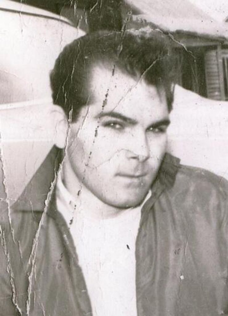 Ronnie Houston Russell Profile Photo