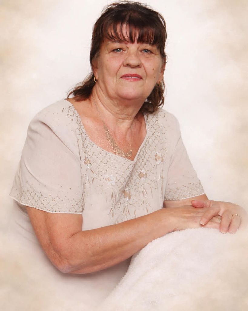 Ollie Faye Solar Profile Photo