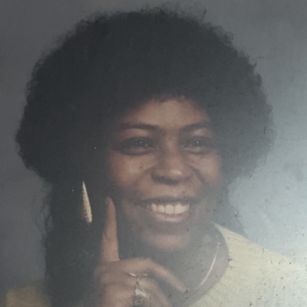 Annie Belle Dunn Profile Photo
