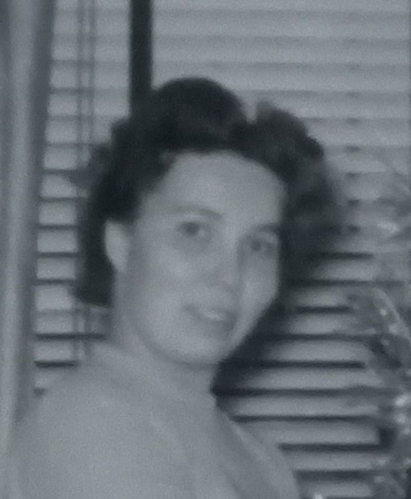 Christine Lippai Profile Photo