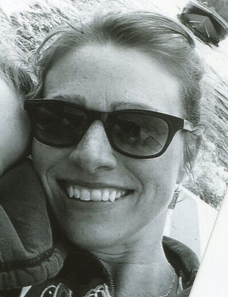Laura E. Lewis Profile Photo