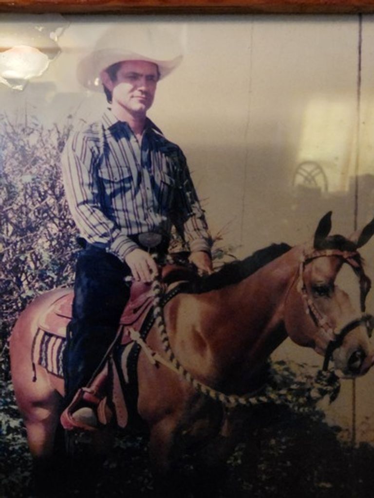 Robert Earl Jarvis Profile Photo